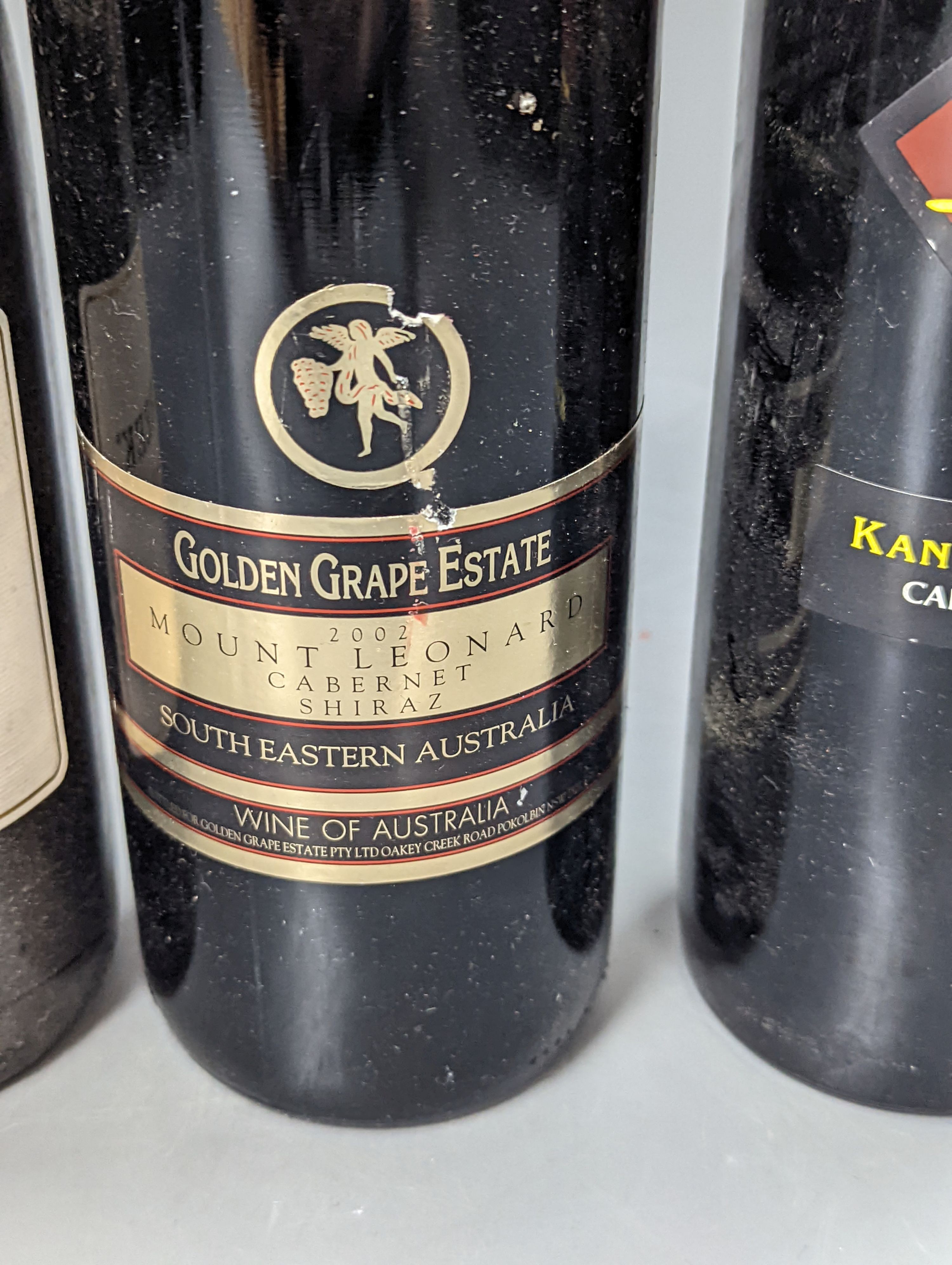 Assorted Australian red wine, 12 bottles